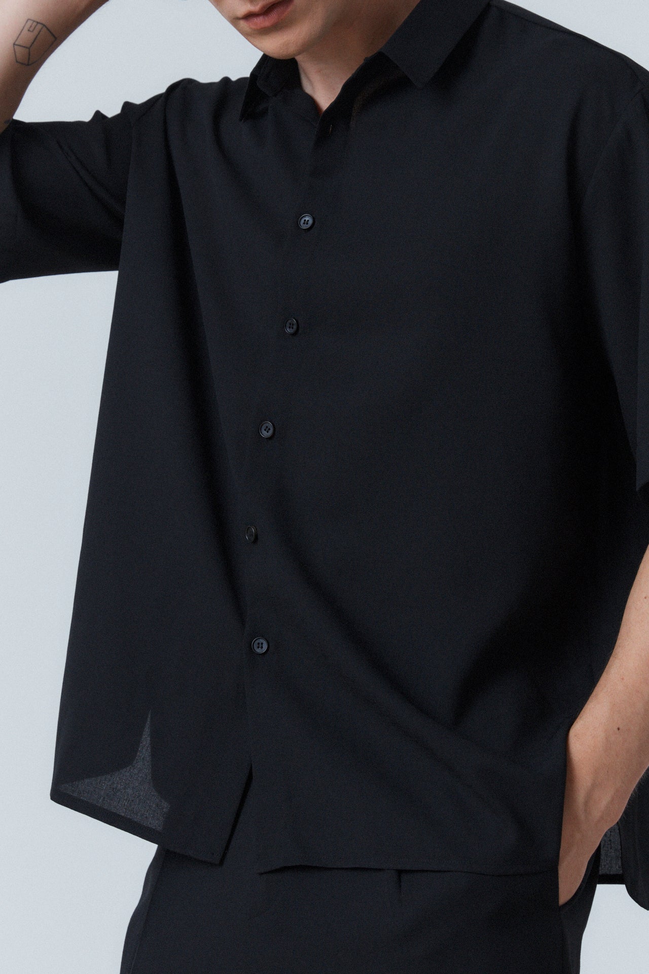 Light Twill Semi-Oversized Shirt Black