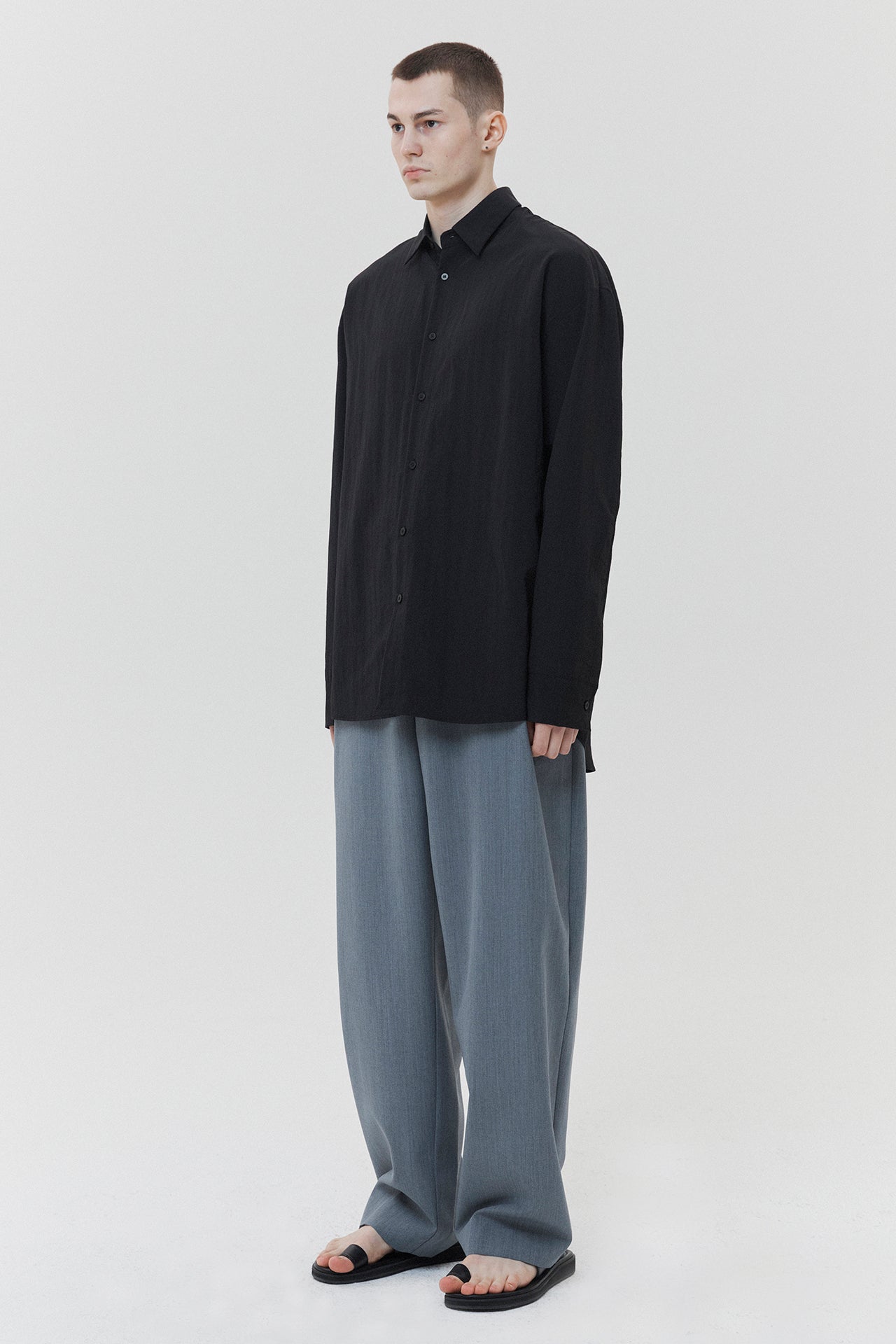 Wool Tuck Wide Trousers Ash Blue