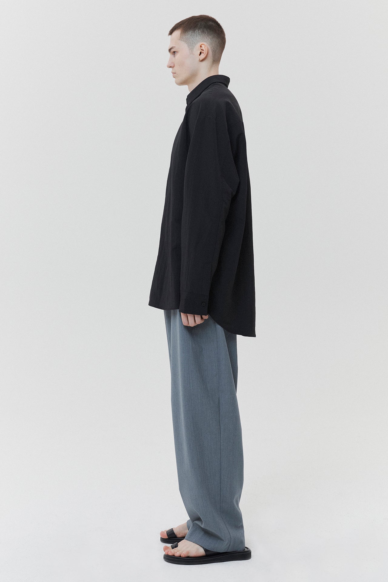 Wool Tuck Wide Trousers Ash Blue