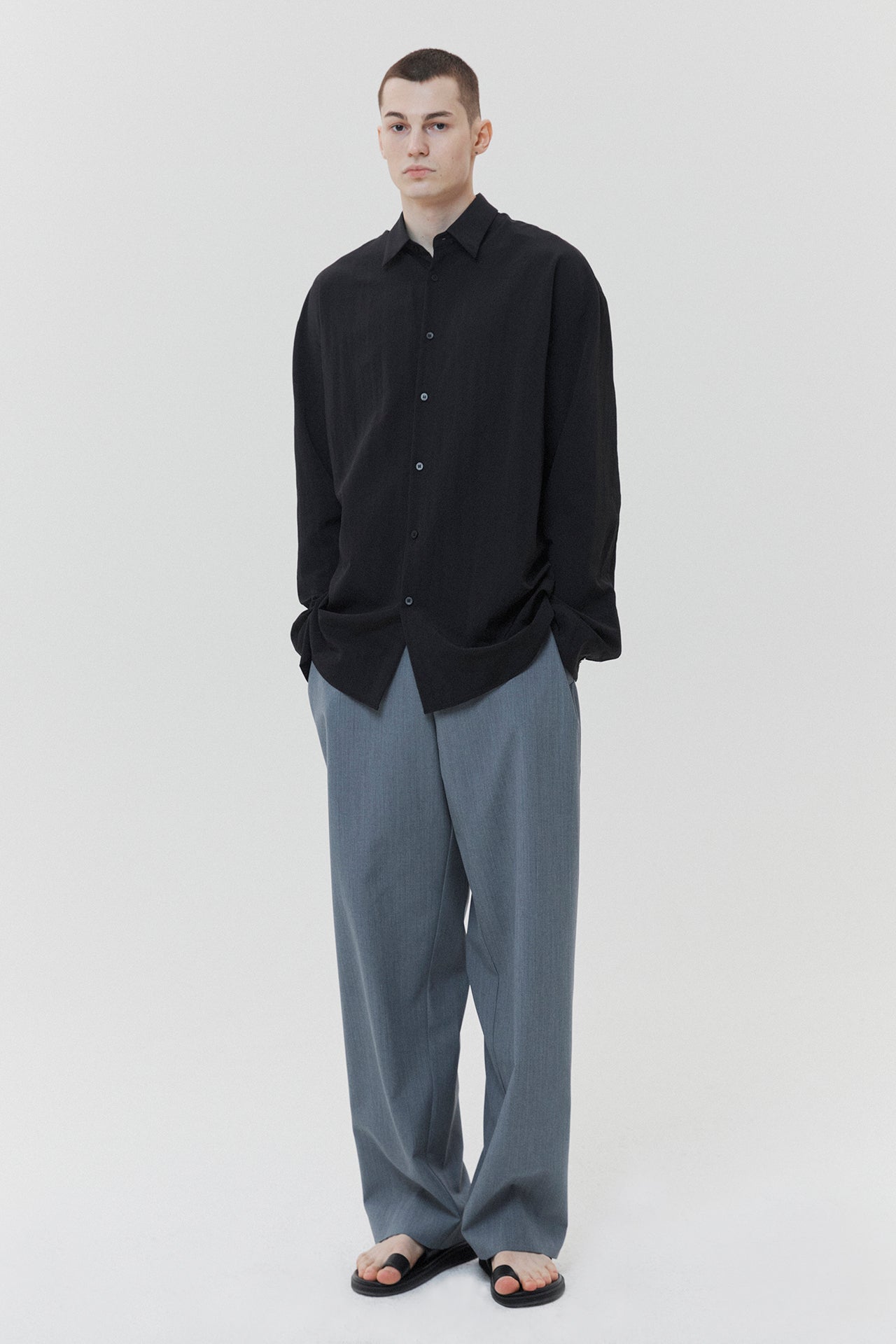 Wool Tuck Wide Trousers Ash Blue