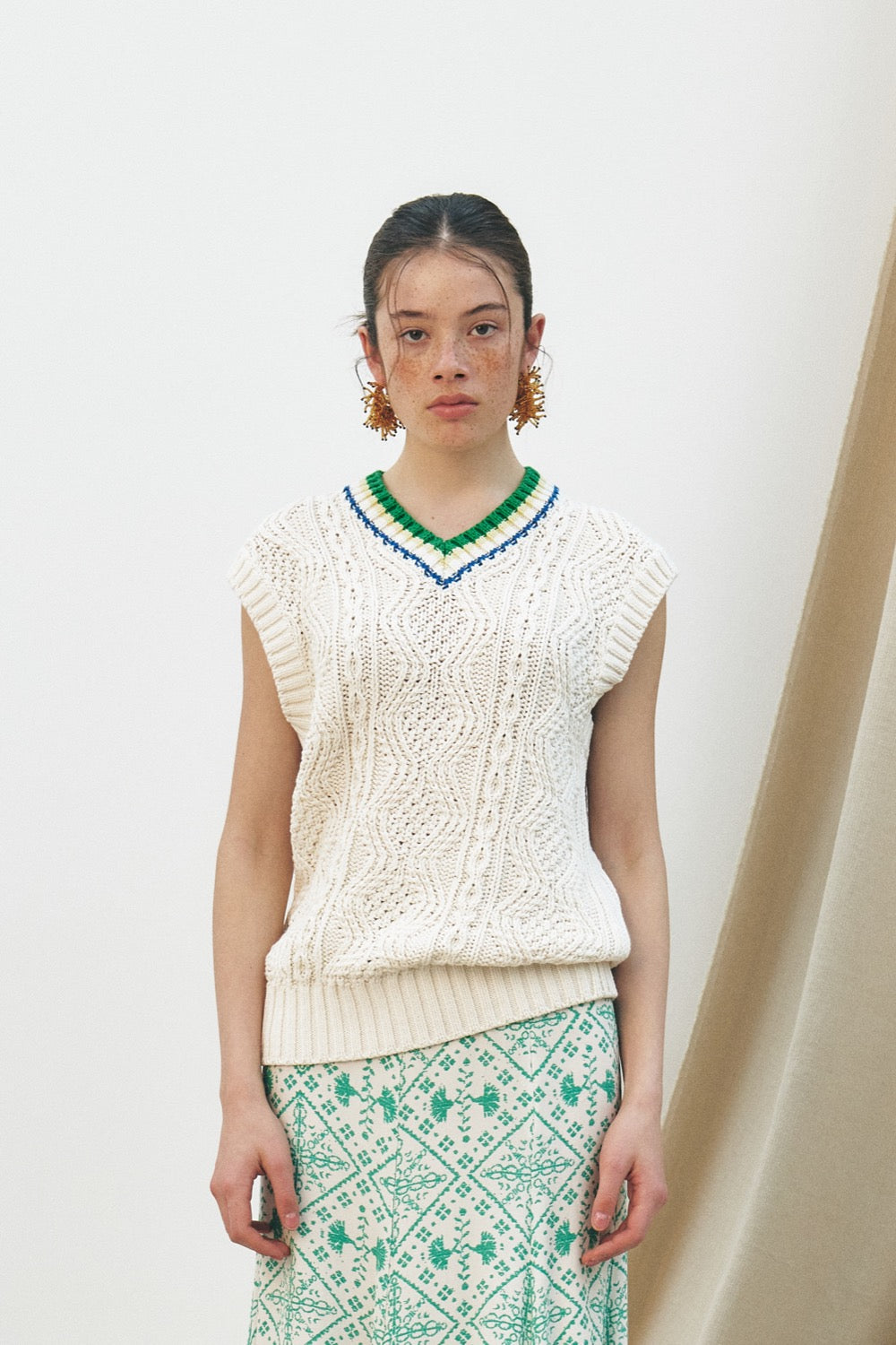 Color Block Oversized Knitted Vest, Ivory