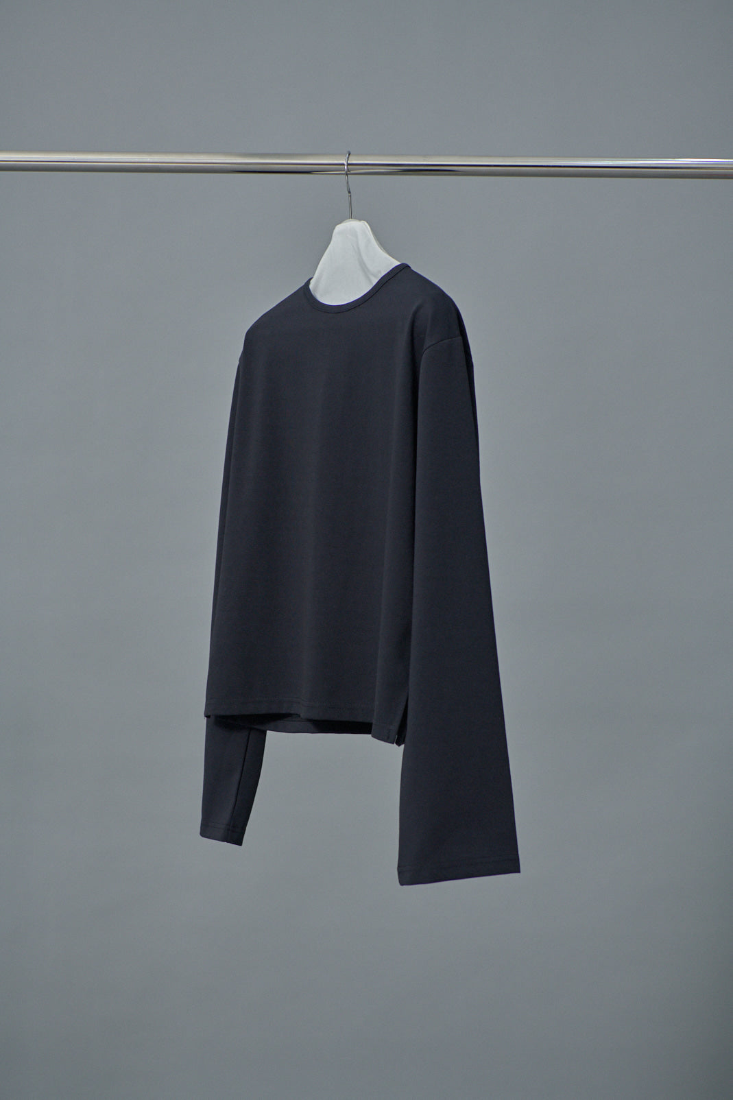 31 semi-wide sleeve tee (black) - LINGER GALLERY