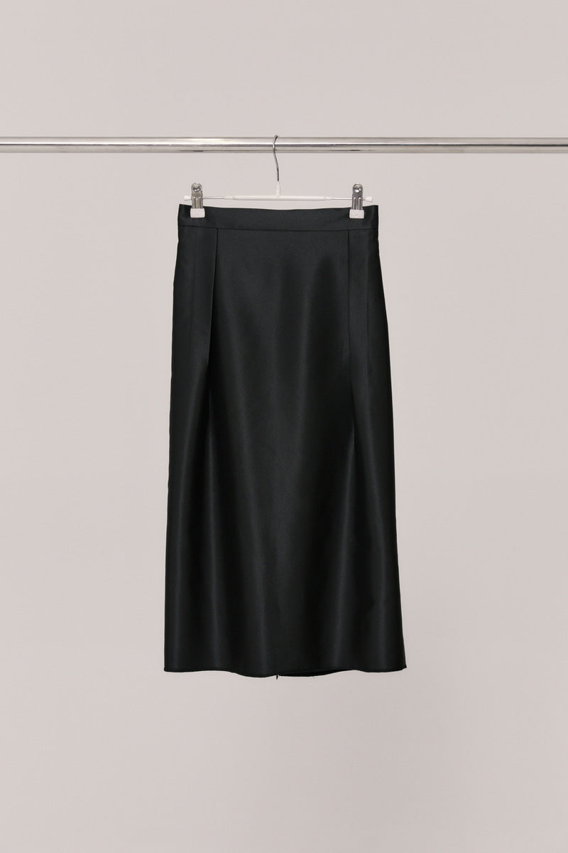 31 signature glossy skirt
