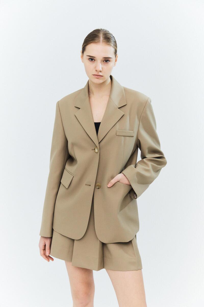 Single Classic Jacket (Beige)